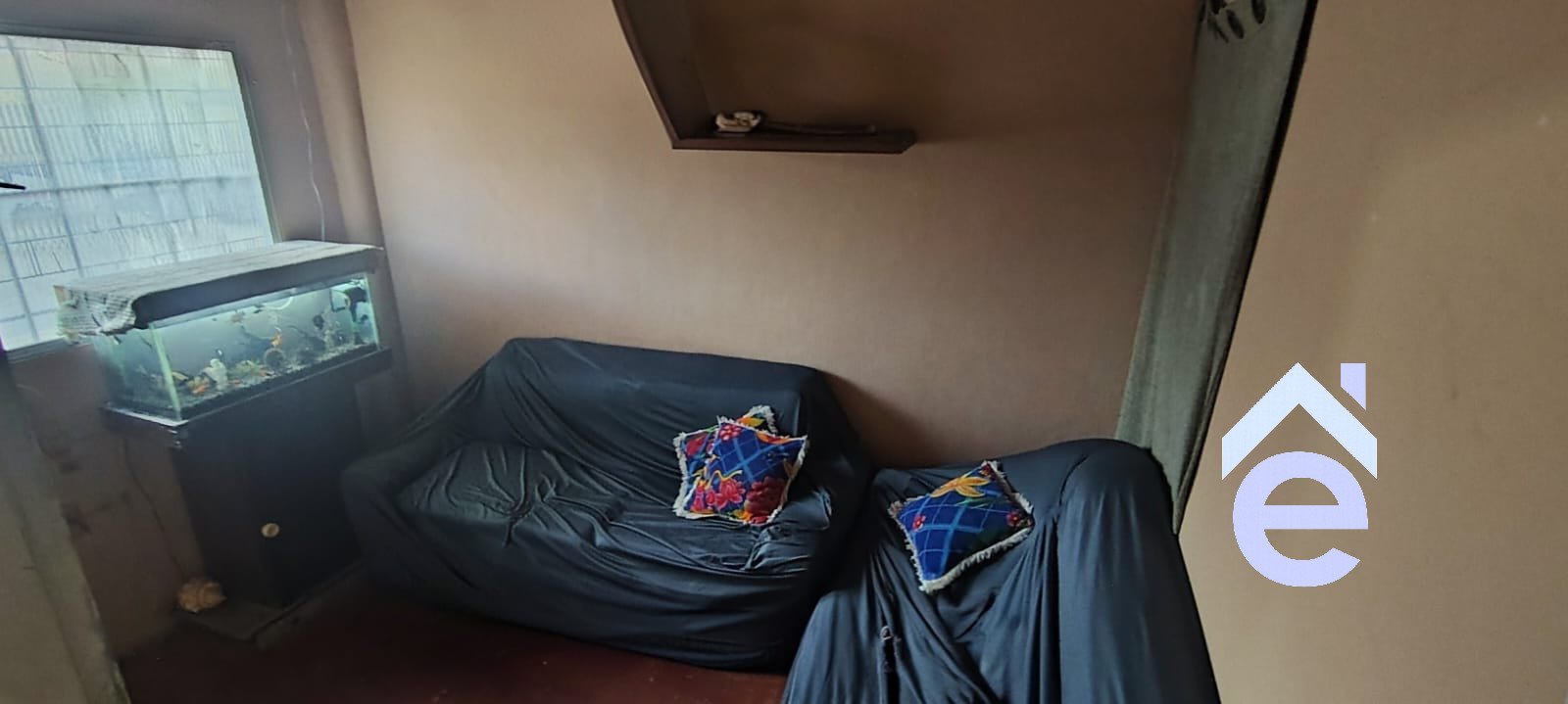 Casa à venda na Ponta Grossa, ótimo local, 2/4, salas de estar e jantar, 111m2  - Foto 1