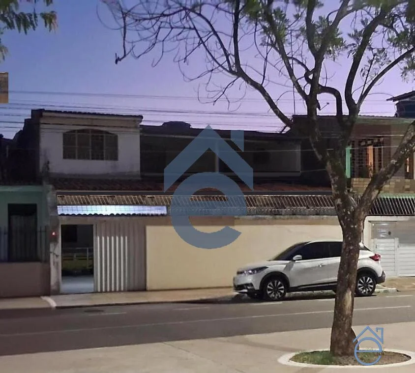 Casa  para locação na Jatiuca, 4/4, 2 salas, 2 vagas, ótimo visibilidade, próx ao Maceió Shopping - Foto 2