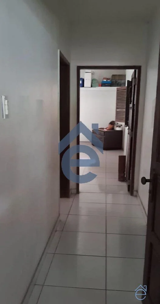 Casa  para locação na Jatiuca, 4/4, 2 salas, 2 vagas, ótimo visibilidade, próx ao Maceió Shopping - Foto 7