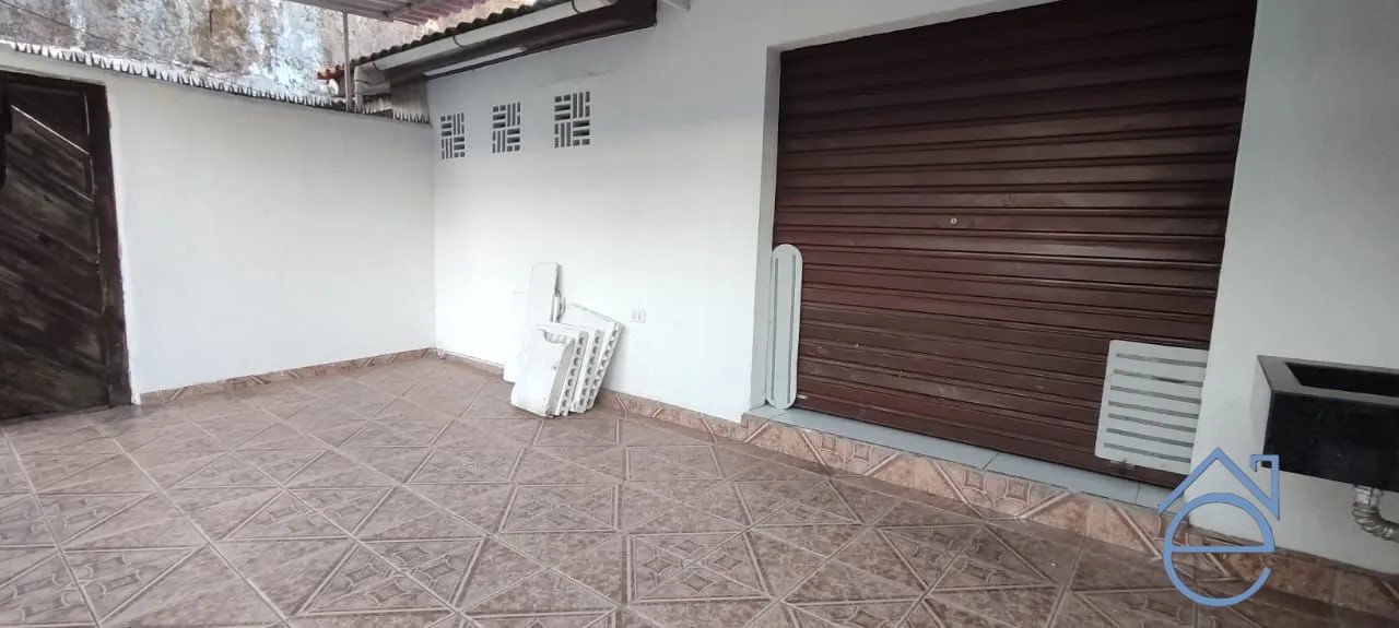 Casa, 3 quartos, 217 m² - Foto 2