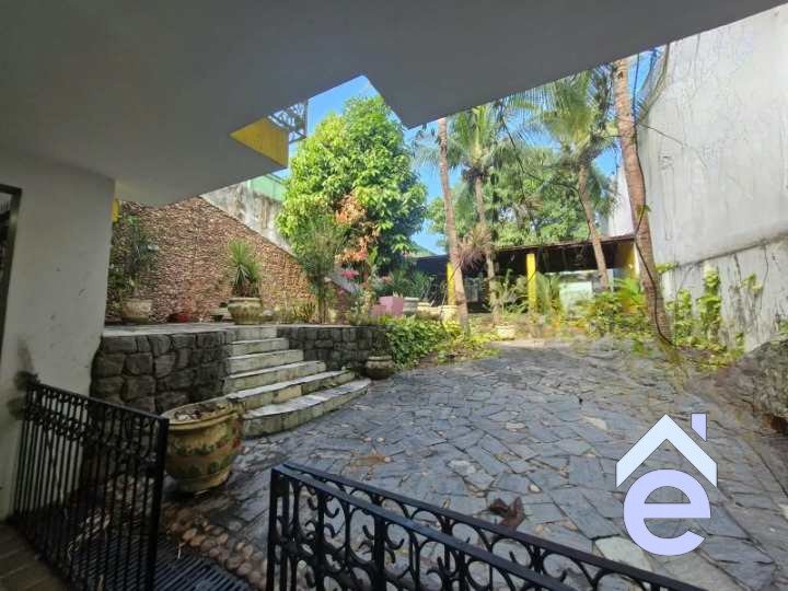 Casa à venda no Farol, 5/4 sendo 4 suítes, 702m². - Foto 1