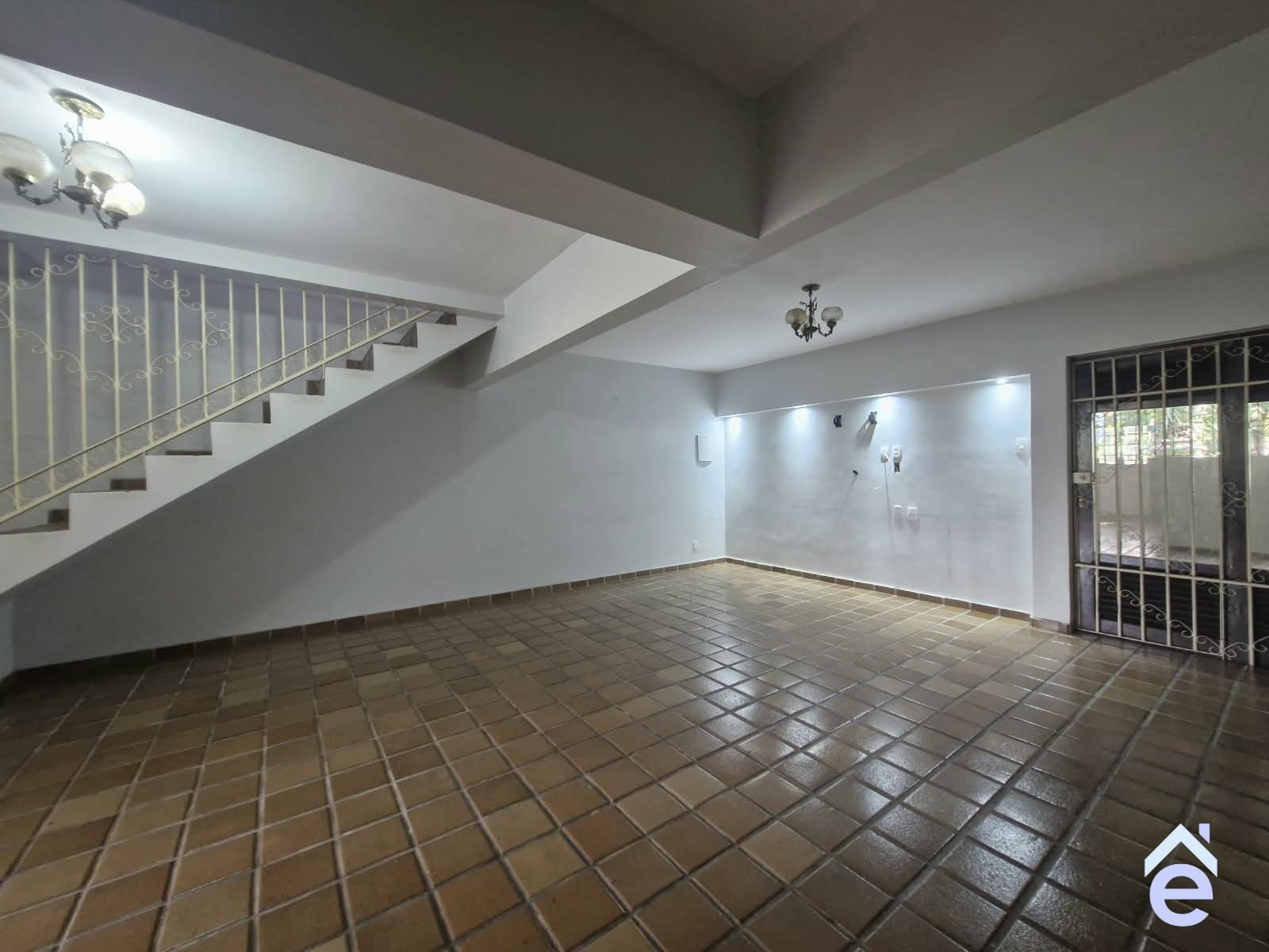 Casa à venda no Farol, 5/4 sendo 4 suítes, 702m². - Foto 4